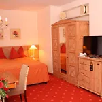 فندق Romantik Im Roehl