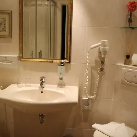 Romantik Im Roehl 4* 티멘도르프스트랜드