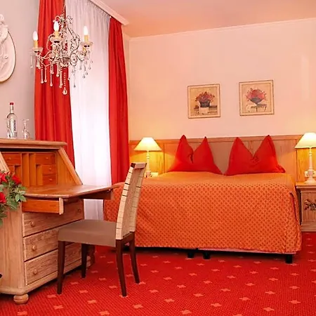 Hotel Romantik Im Röhl 4*