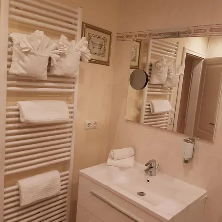 Romantik Im Roehl 4* 티멘도르프스트랜드